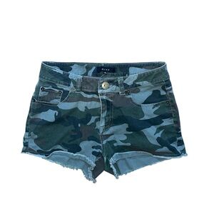Women's Camo Shorts